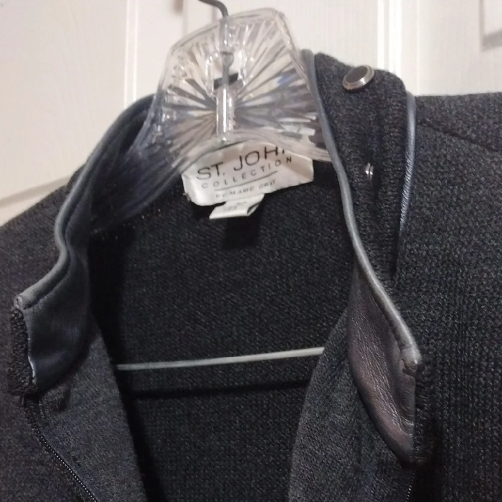 ST. John Collection By Marie Gray Vintage Santana Knit Blazer Charcoal Size 10 - Picture 6 of 12